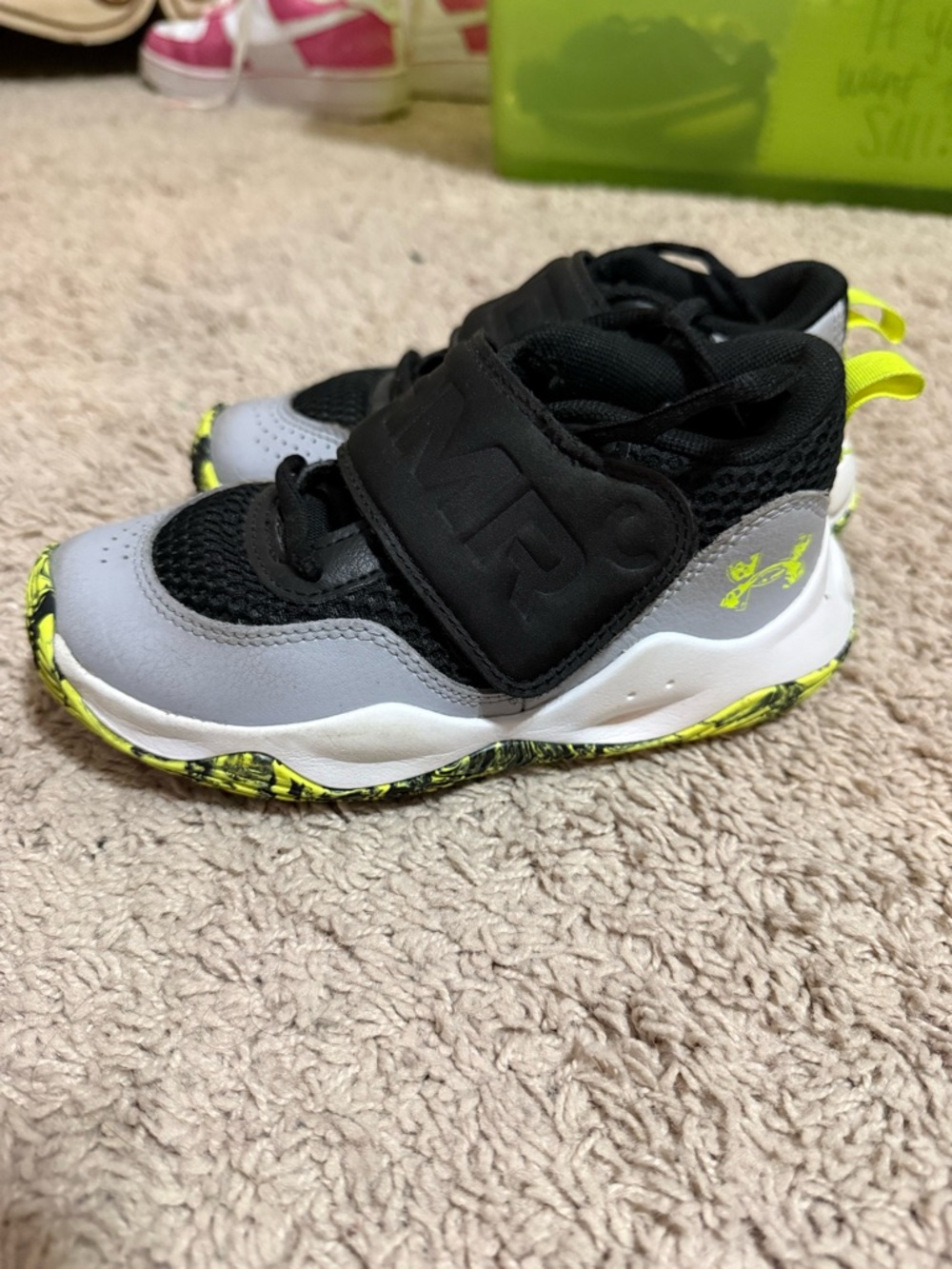Under Armour Kids Black, Gray & Neon Yellow Sneaker